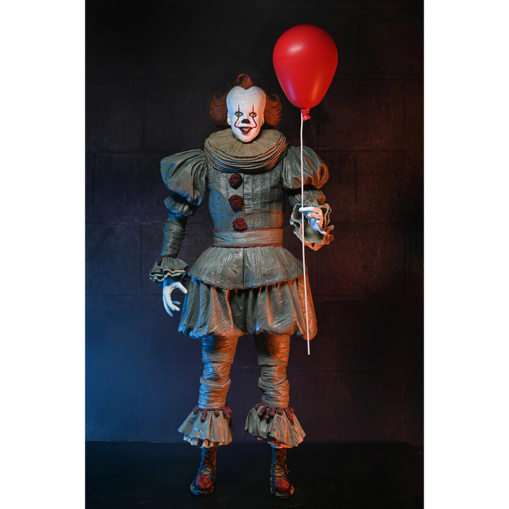 NECA Reel Toys IT (2017) Pennywise 1/4 Scale Figure