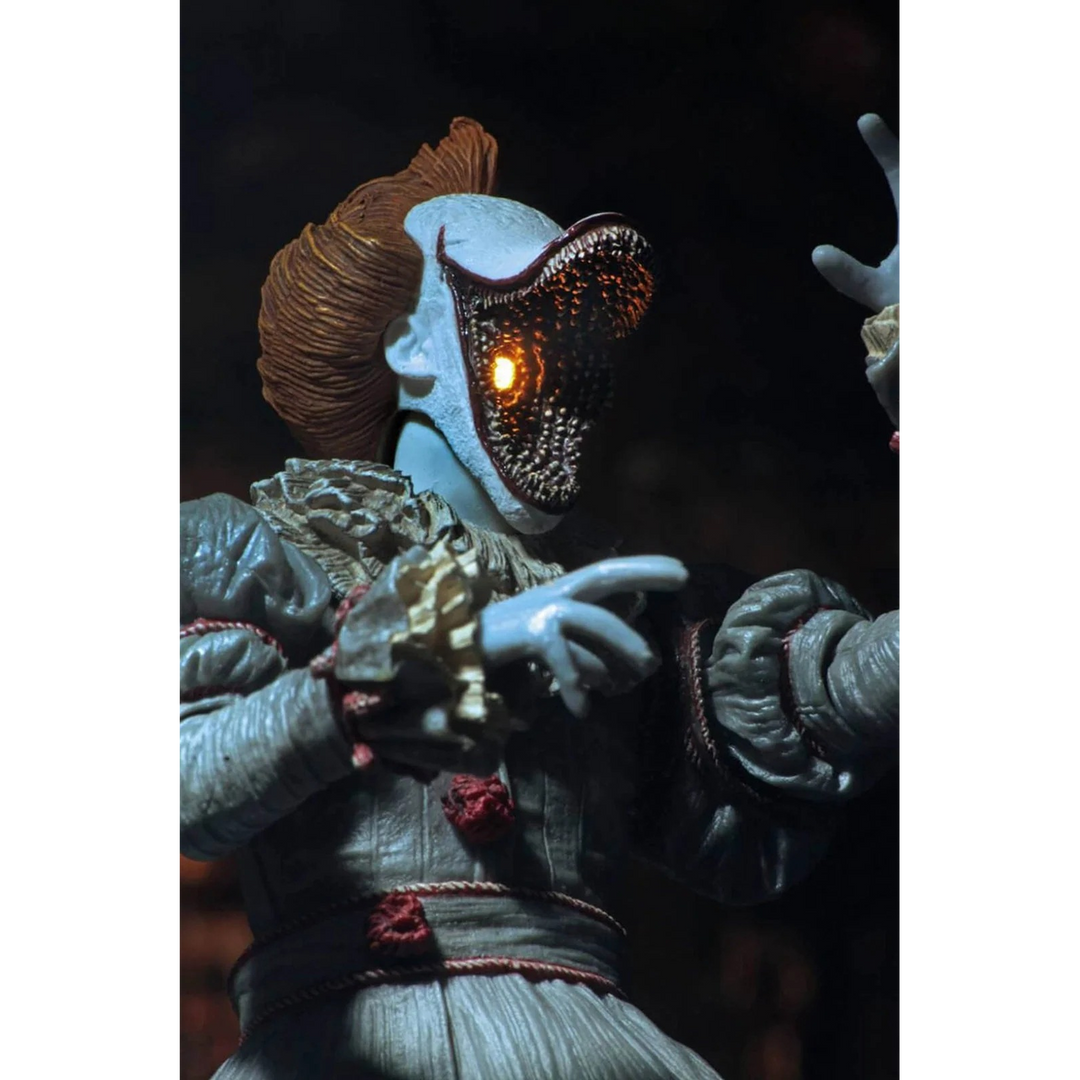 NECA IT Pennywise the Dancing Clown Deluxe Set