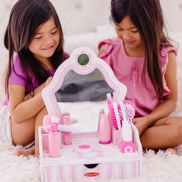 Melissa &amp; Doug Wooden Beauty Salon Play Set with 18 accessories