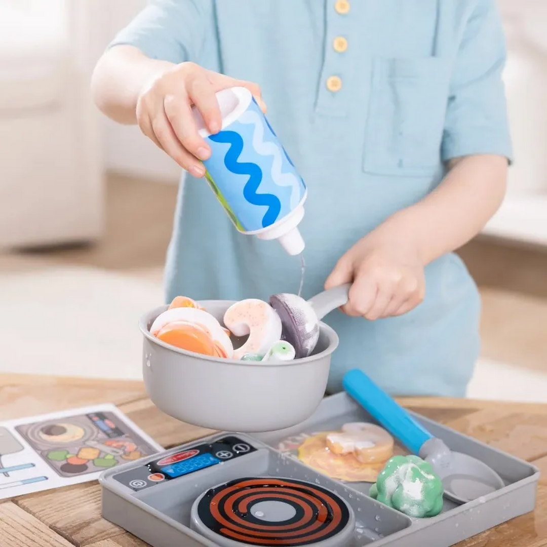 Melissa &amp; Doug Water Wow! Simmer &amp; Stir Stove Top Play Set