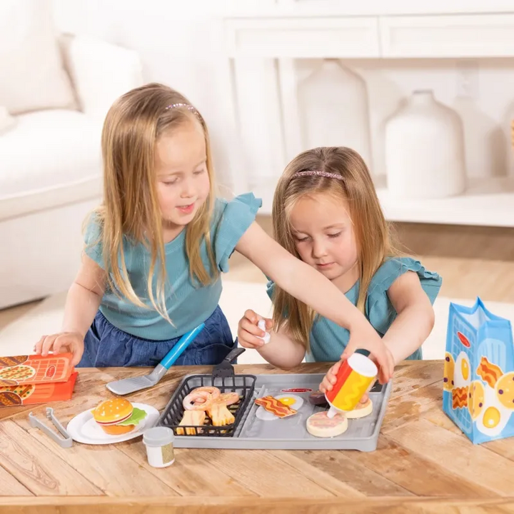 Melissa &amp; Doug Water Wow! Flip &amp; Fry Grill Play Set with color-changing food