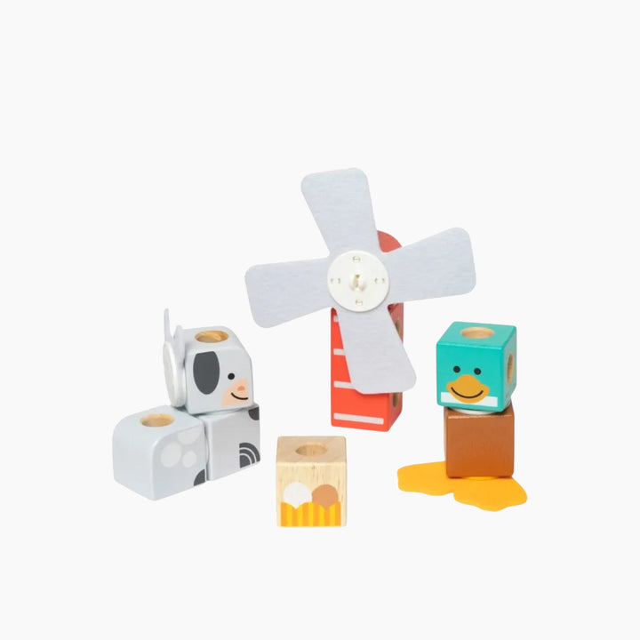 Melissa &amp; Doug Blockables Farm Friends Play Set- 16 Pcs