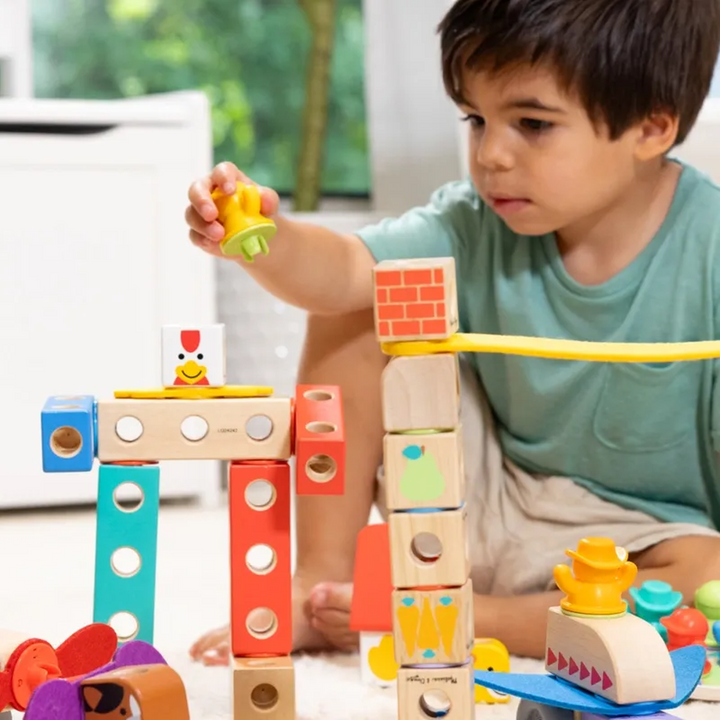 Melissa &amp; Doug Blockables Town Play Set- 73 Pcs