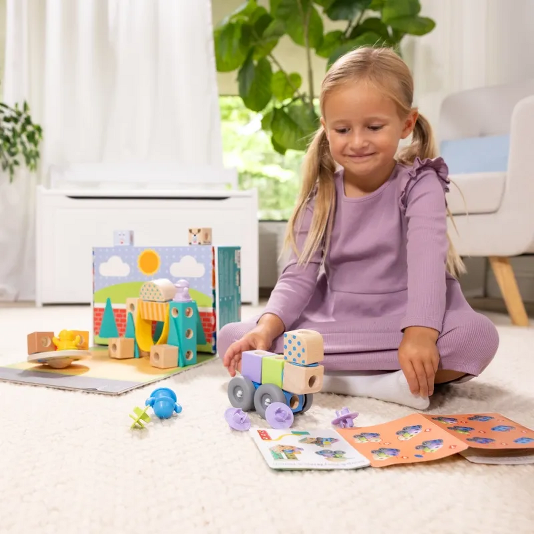 Melissa &amp; Doug Blockables Town Play Set- 73 Pcs