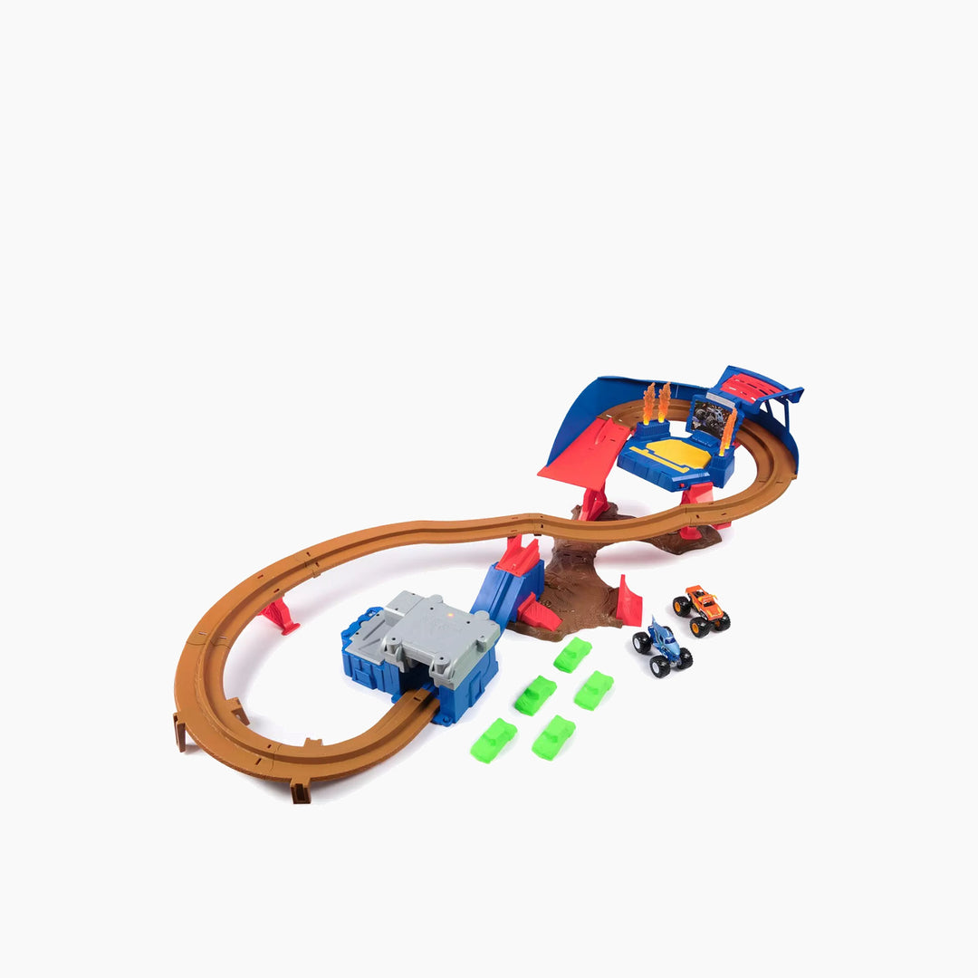 Monster Jam Supercharge Speedway Playset with two 1:64 scale monster trucks