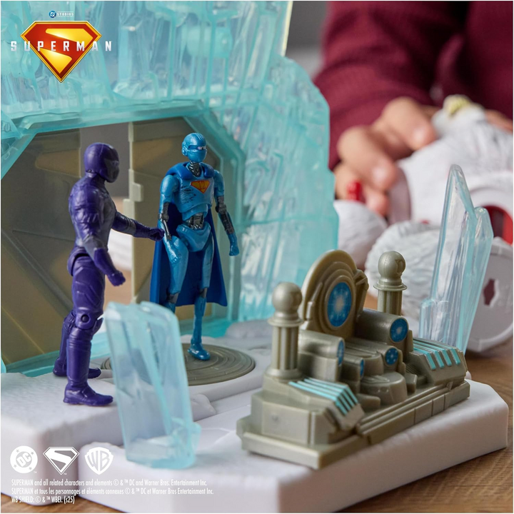 Spin Master DC Comics Superman Fortress Of Solitude Battle Set playset with figures