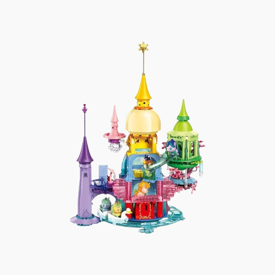 Sluban Girls Dream Unicorn Rainbow Castle - 901 Pieces