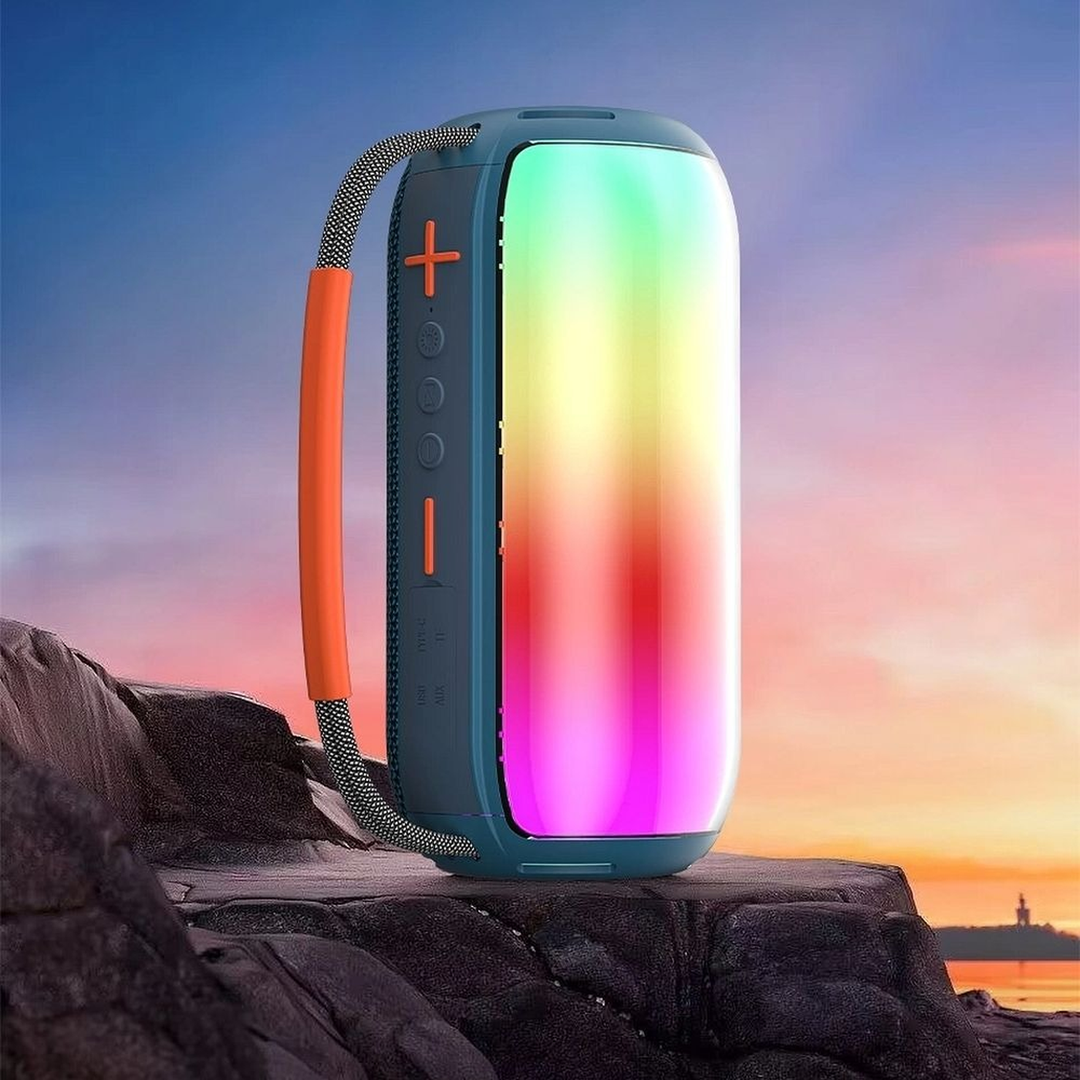 Wiwu Thunder H6 wireless speaker with LED lighting