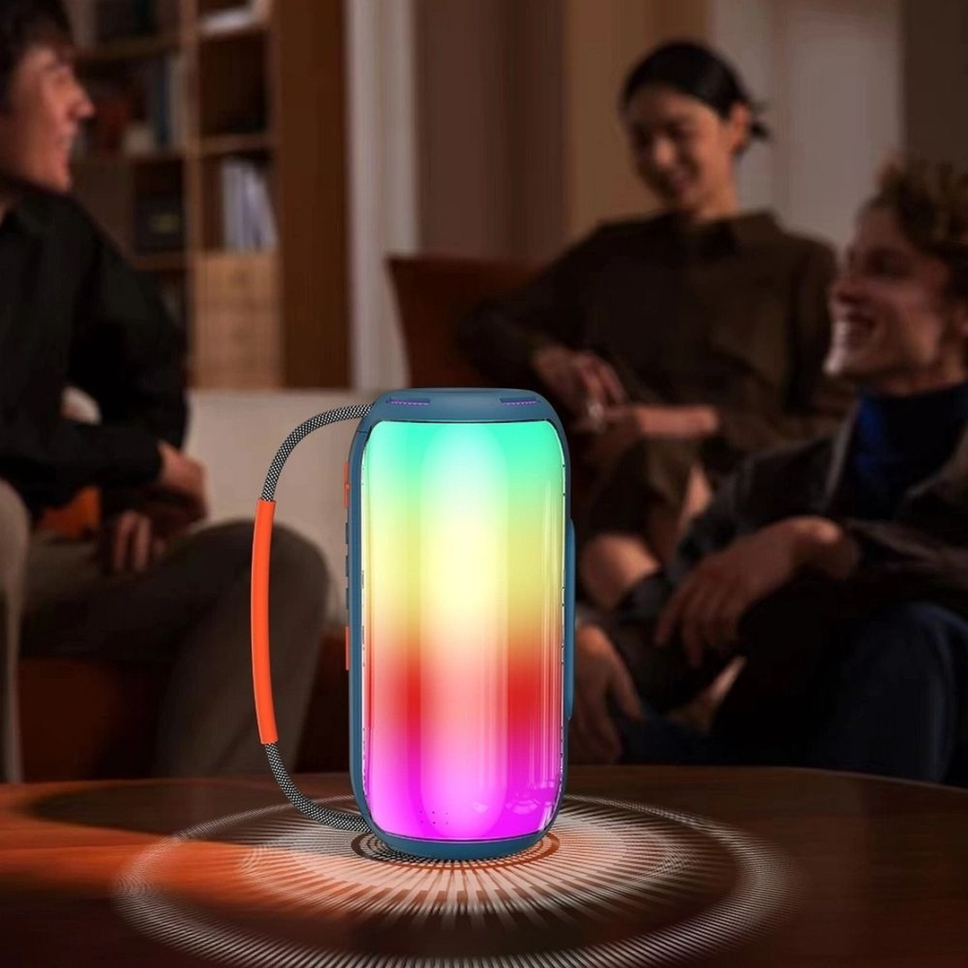 Wiwu Thunder H6 wireless speaker with LED lighting