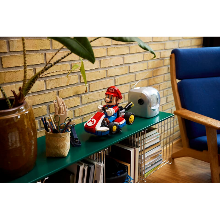 LEGO Mario Kart™ – Mario &amp; Standard Kart