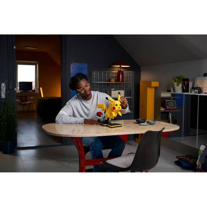 LEGO Pokémon Pikachu and Poké Ball