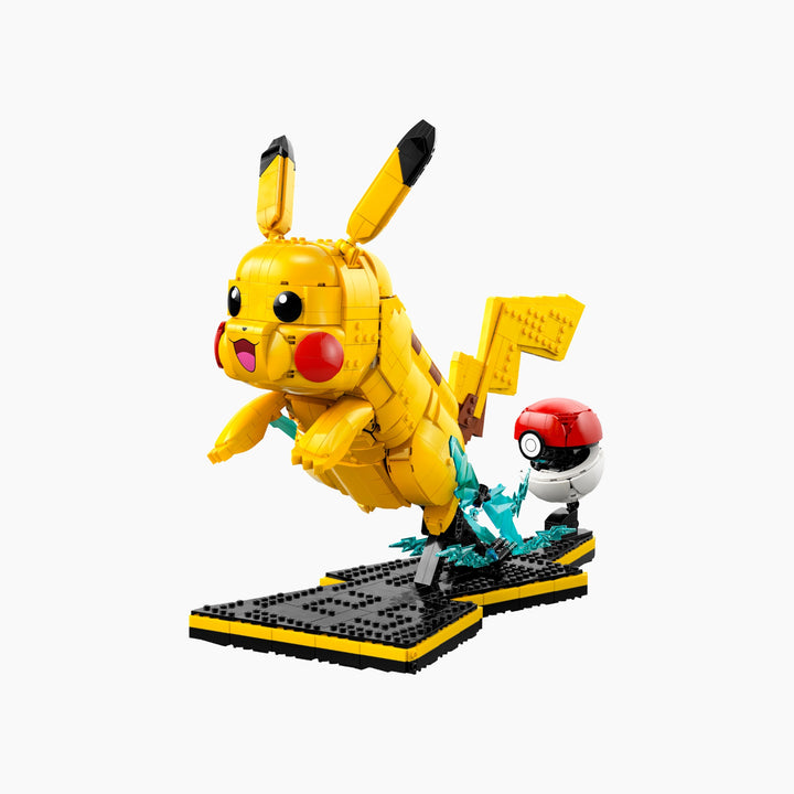 LEGO Pokémon Pikachu and Poké Ball