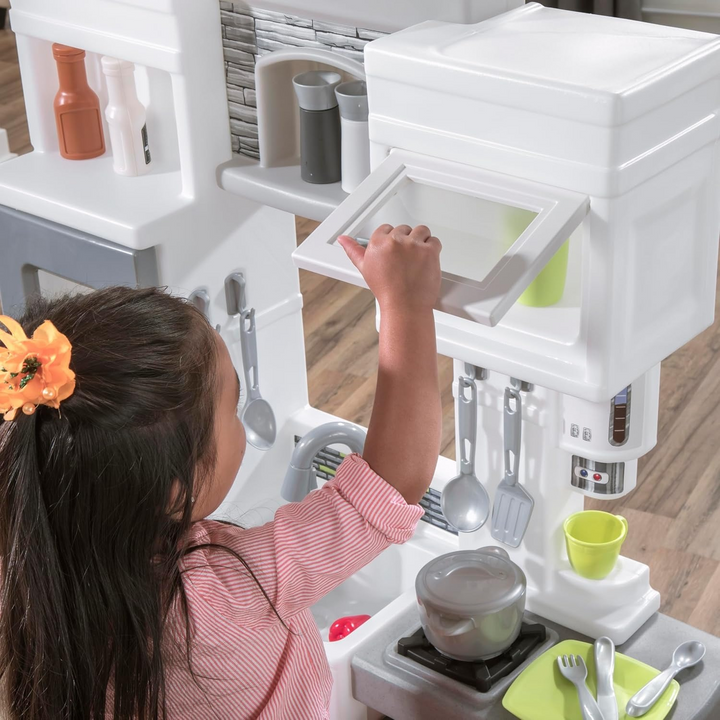 Step2 Downtown Delights Kitchen