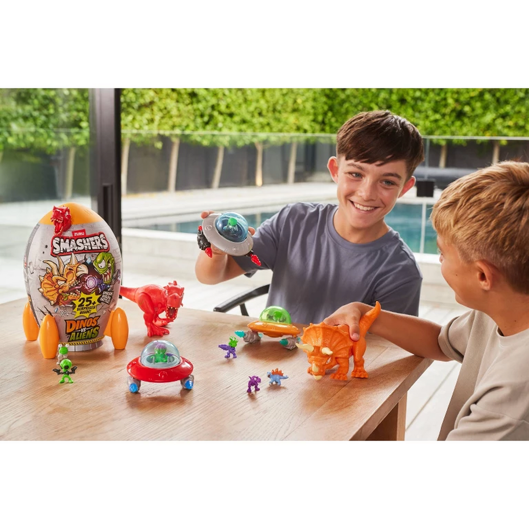Zuru Smashers Dinos Vs Aliens Rocket Series 1 construction set toy