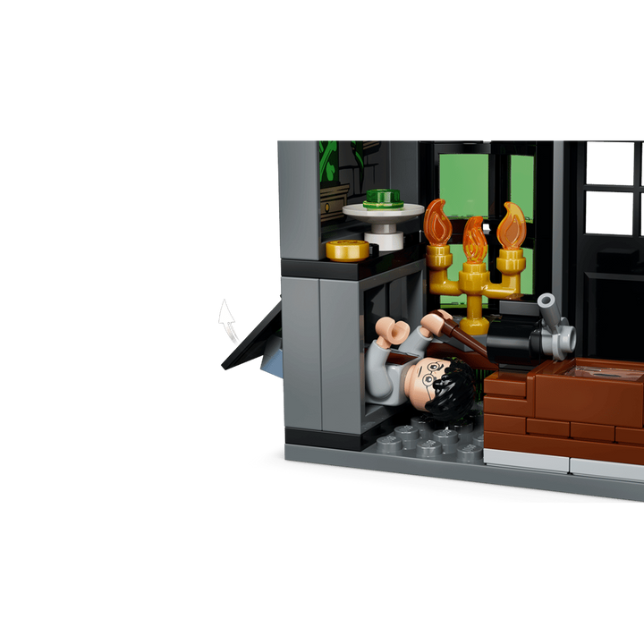 LEGO Knockturn Alley™ Wizarding Shops
