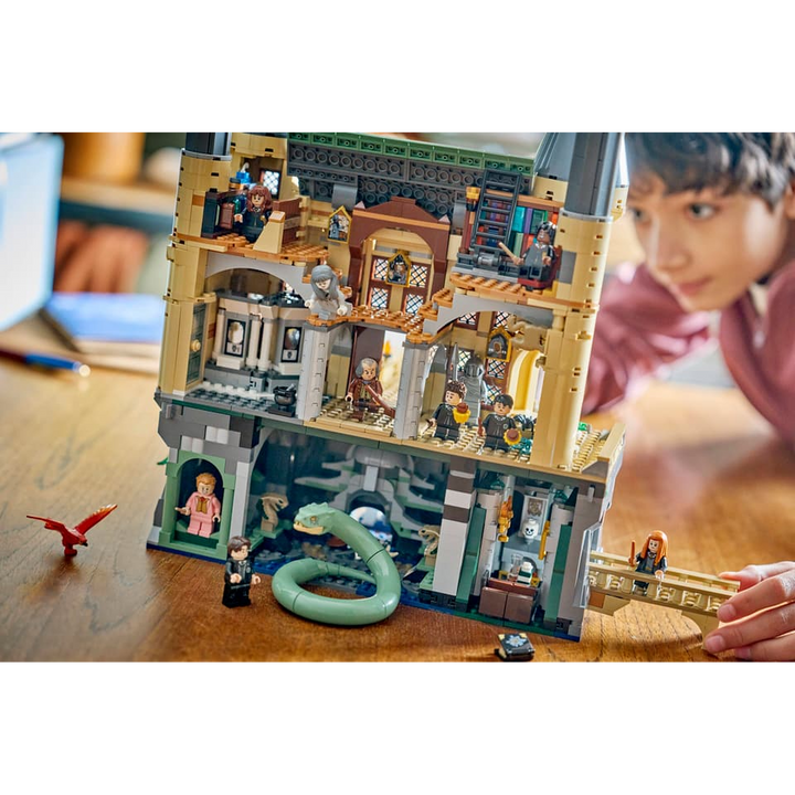LEGO Hogwarts™ Castle: East Wing