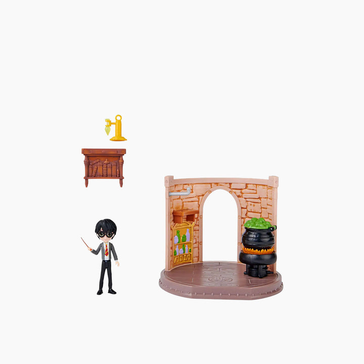 Spin Master Harry Potter Magical Minis Potions Classroom Playset