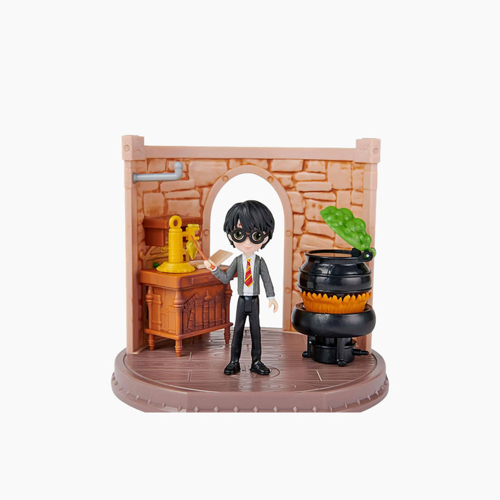 Spin Master Harry Potter Magical Minis Potions Classroom Playset
