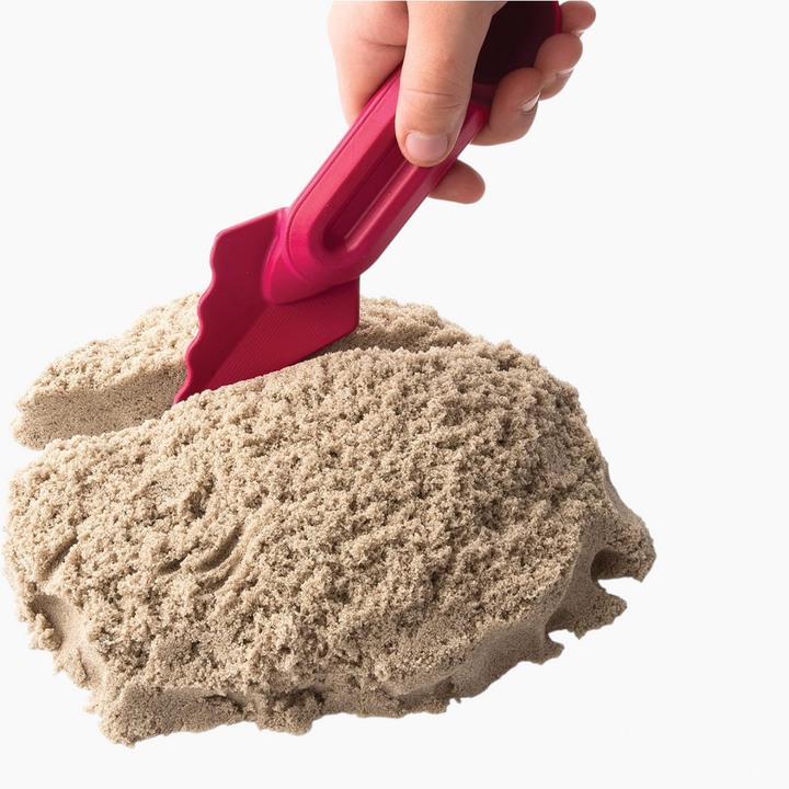 Spin Master Kinetic Sand Folding Sand Box with 2 Lbs of sand