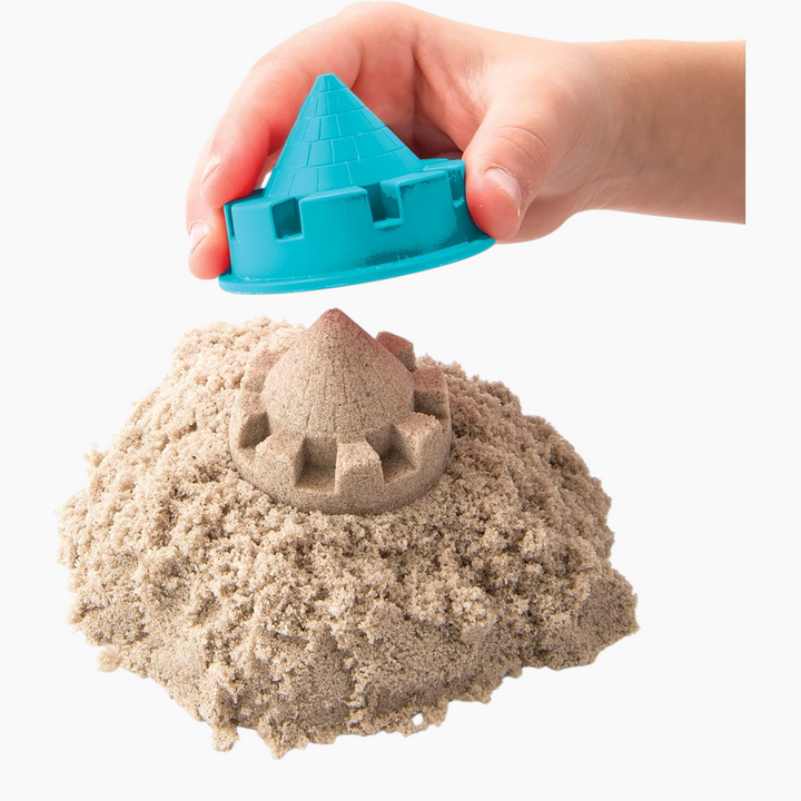 Spin Master Kinetic Sand Folding Sand Box with 2 Lbs of sand