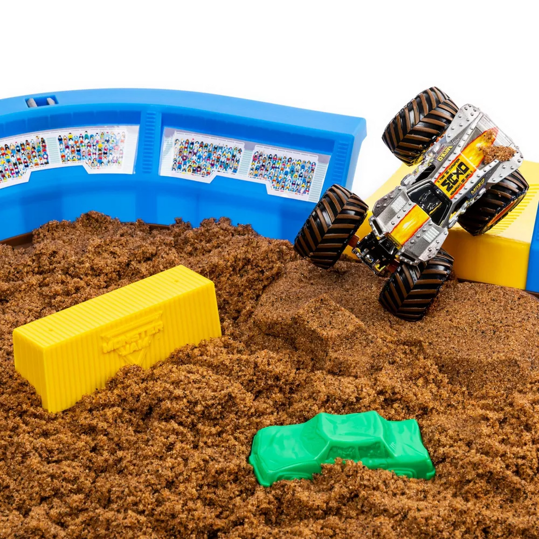 Monster Jam Kinetic Dirt Arena Playset with 2 lbs of Monster Dirt and exclusive truck
