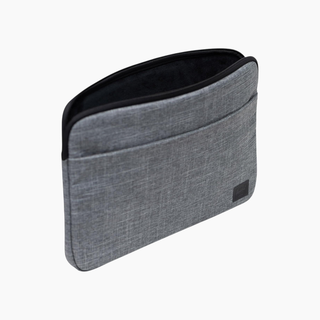 Herschel Denman Sleeve Tech OS 15-16 Inch
