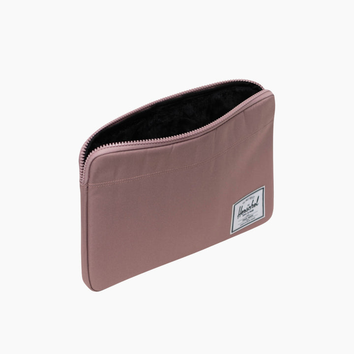 Herschel Denman Sleeve Tech OS 15-16 Inch