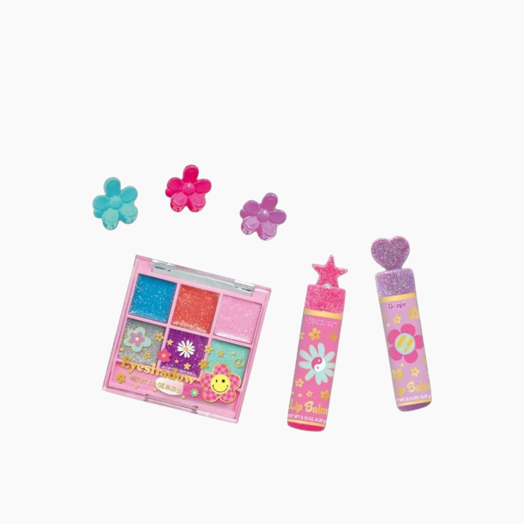 Hot Focus Groovy Flower beauty bag with makeup and accessories