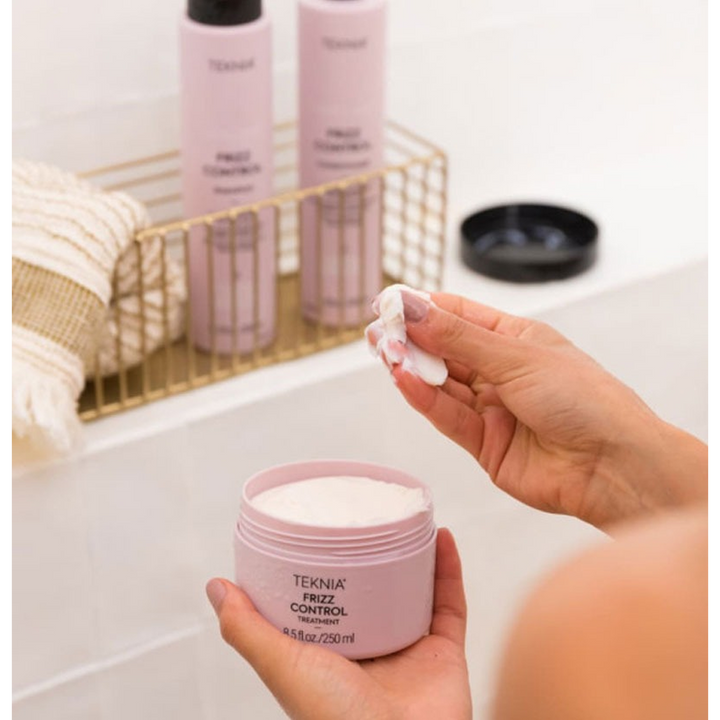 Lakme Teknia Frizz Control Treatment 250 Ml