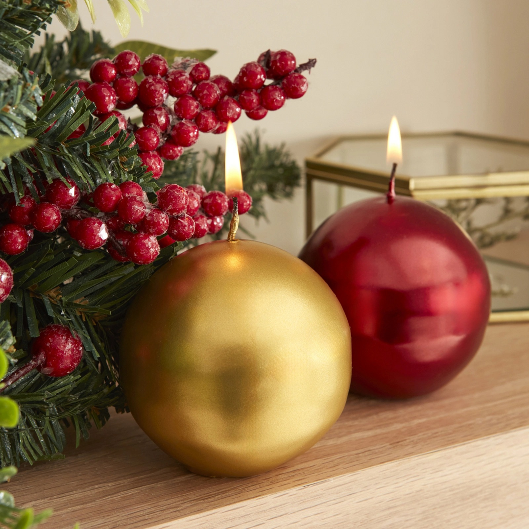 Karaca Home Ball Candle 7 cm – Red