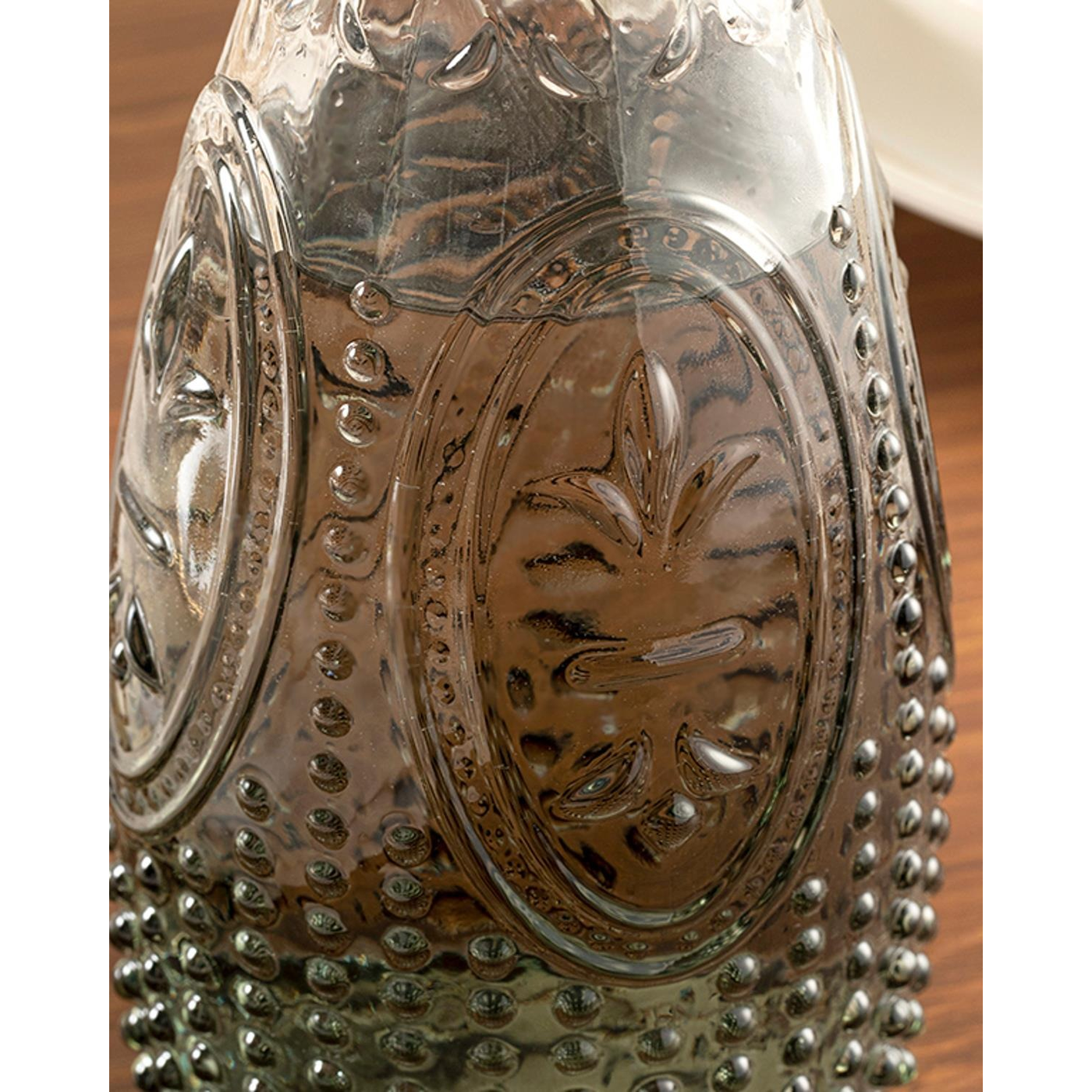 EH Living Glory Glass Decanter 1000 ml Green EH Living Glory Glass Decanter 1000 ml Green