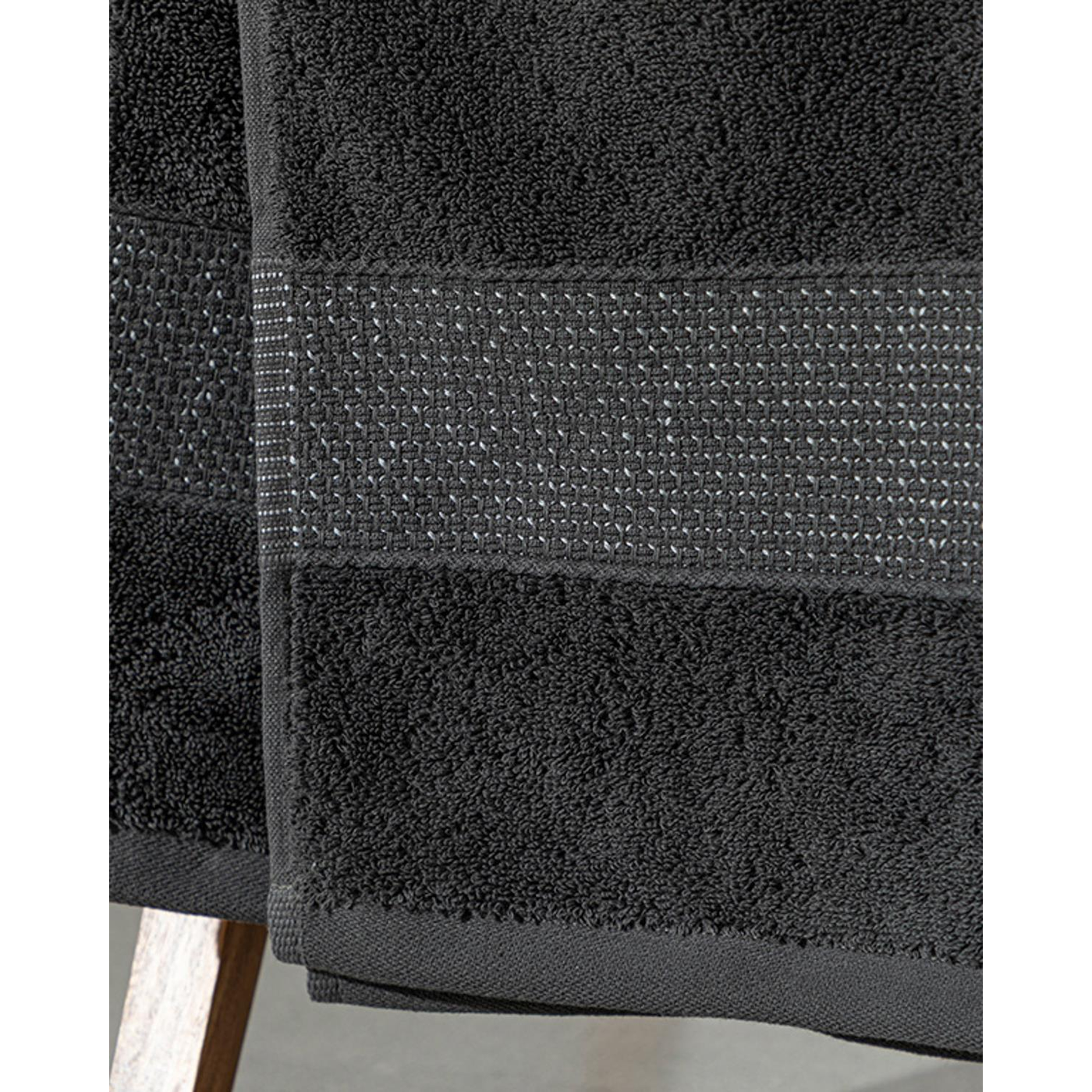 EH Living Deluxe Low Twist Bath Towel Anthracite EH Living Deluxe Low Twist Bath Towel Anthracite