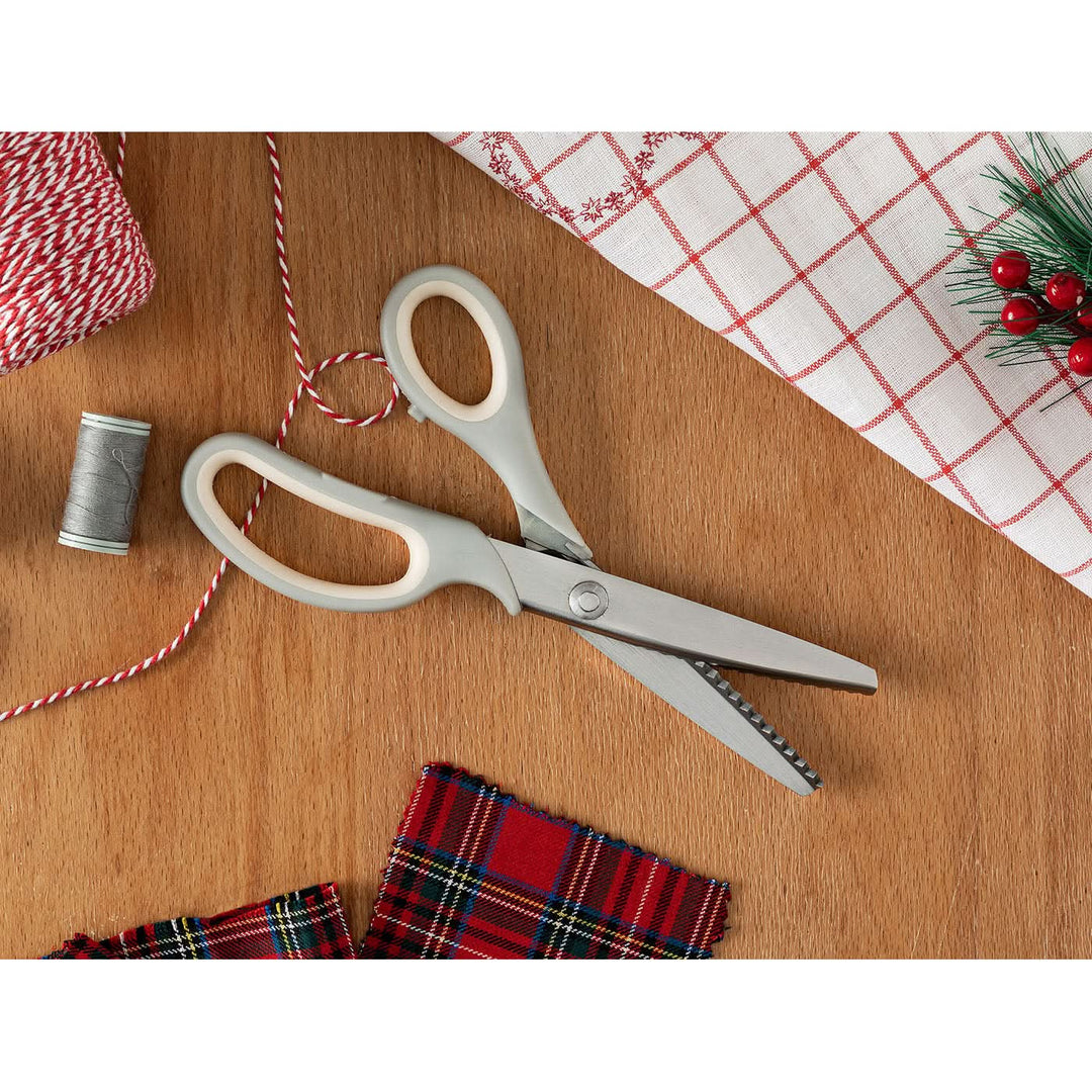 Madame Coco Daily Scissors