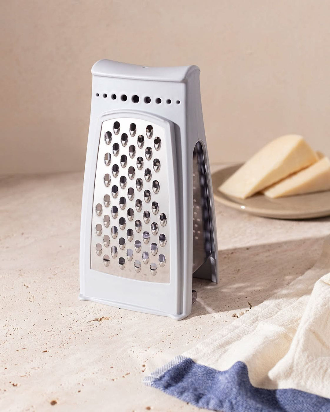 Madame Coco Quotidien Grater With Container