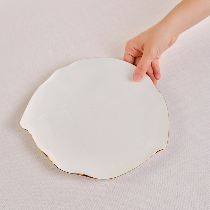 Karaca X Müge Anlı Gold Serving Plate 27 cm