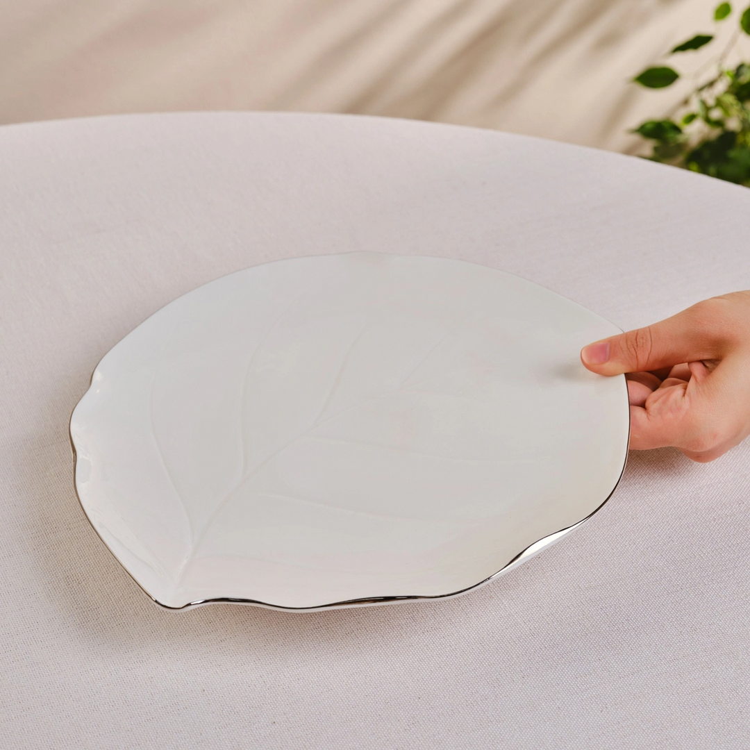 Karaca X Müge Anlı Plain Serving Plate 27 cm – Platinum