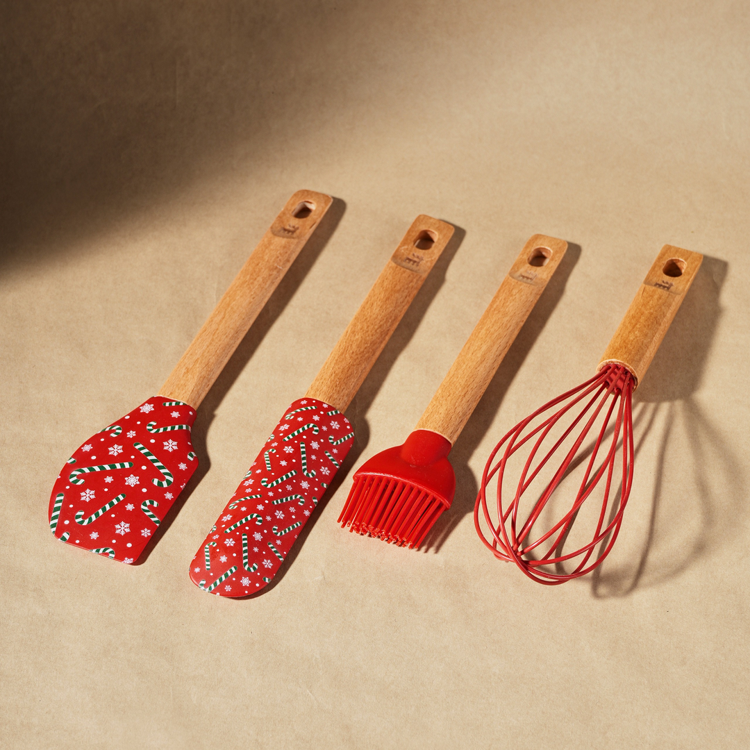 Karaca New Year 4-Piece Pastry Set – Multicolor