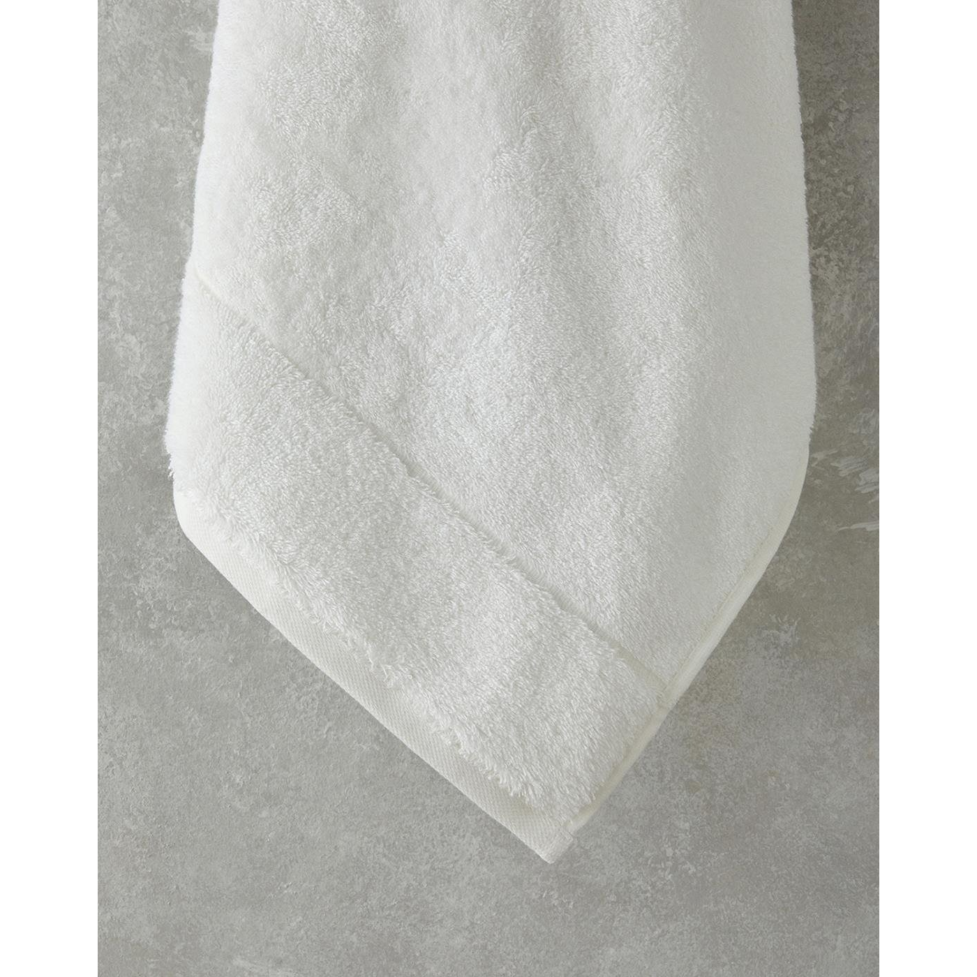 EH Living Leafy Bamboo Face Towel Ecru EH Living Leafy Bamboo Face Towel Ecru
