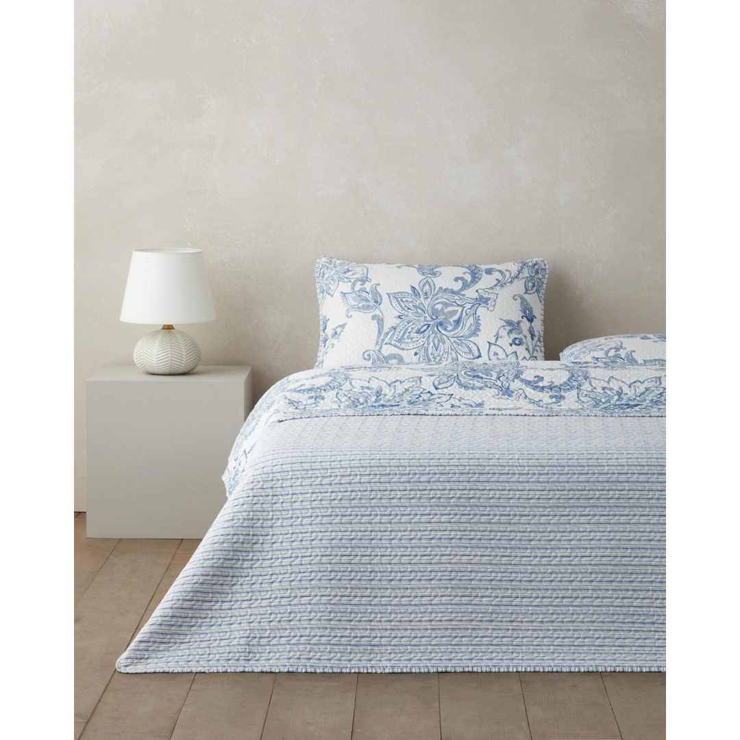 Nuit Paisley Bed Spread Set Blue