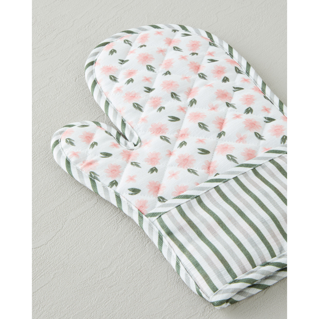 EH Petal Dreams Polyester 2-Piece Kitchen Set  White-Pink
