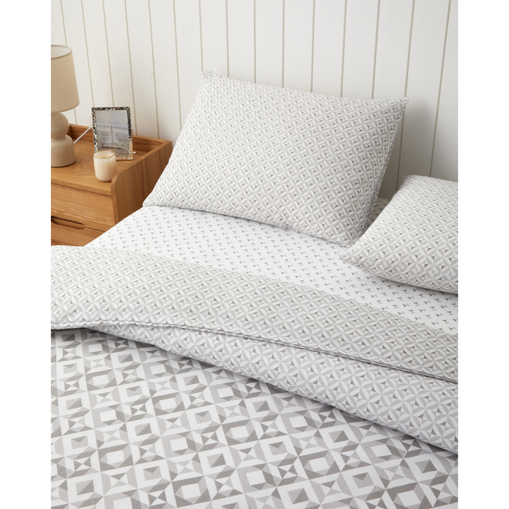 EH Symetra Easy Iron Duvet Cover Set Gray