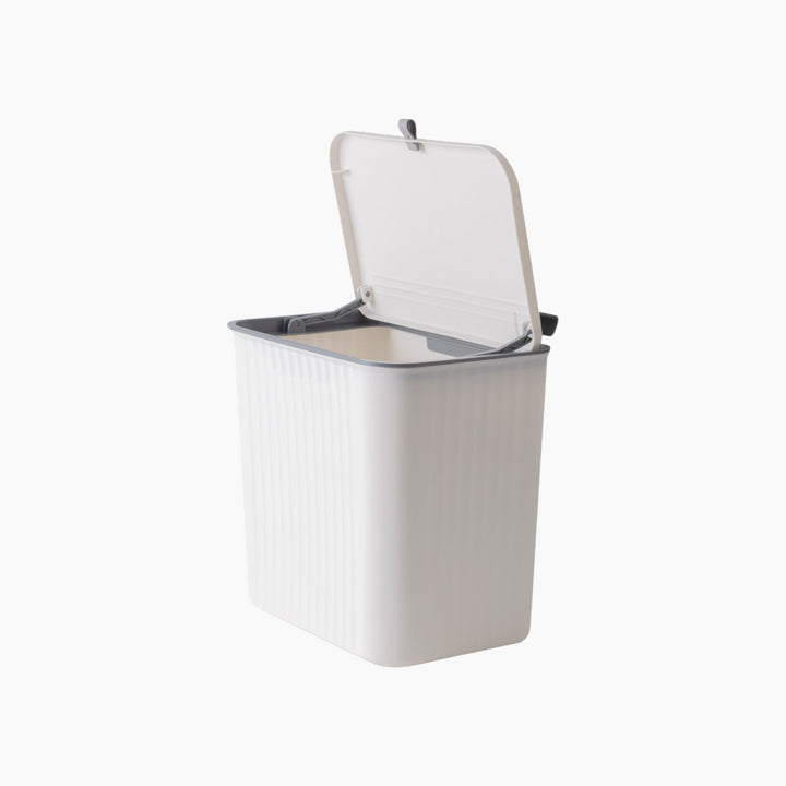 Madame Coco Ninon Hanging Trash Can12