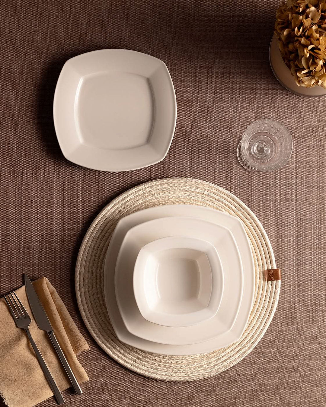 Madame Coco Dinner Set