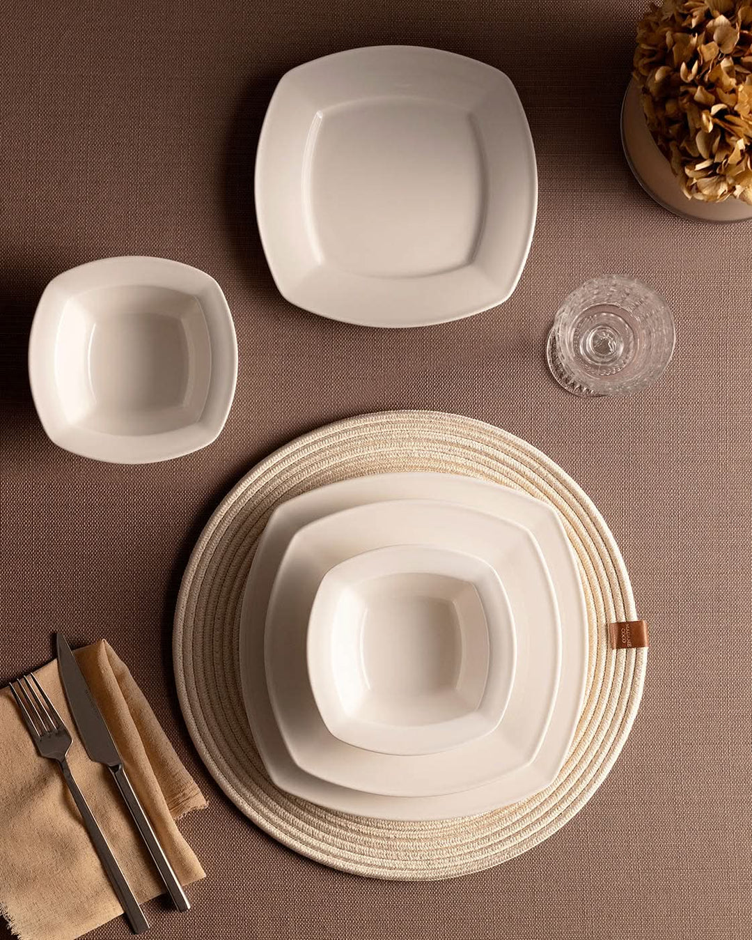 Madame Coco Dinner Set