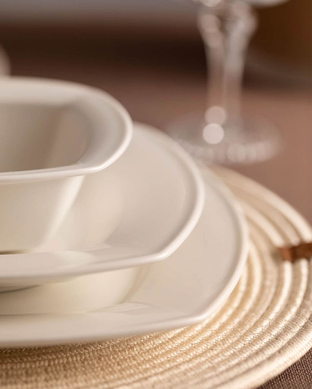 Madame Coco Dinner Set