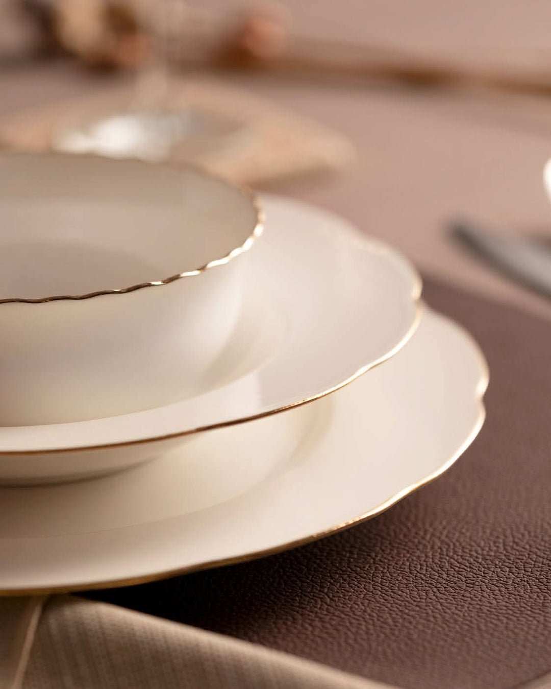 Madame Coco Dinner Set