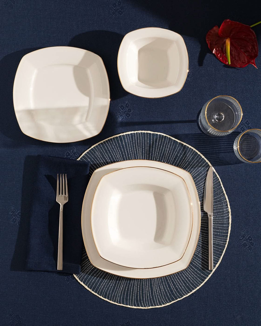 Madame Coco Dinner Set