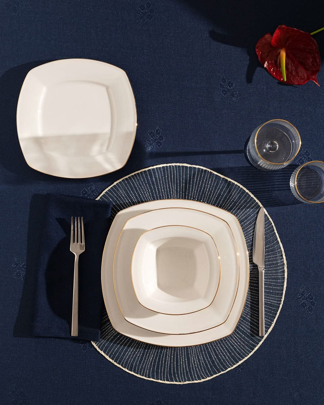 Madame Coco Dinner Set