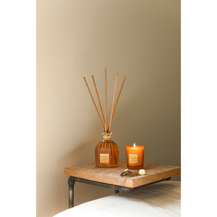 Atelier Rebul 140 g scented candle with a warm, mystical fragrance