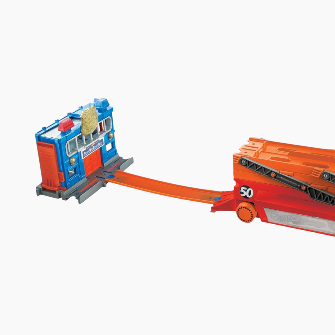 شاحنة ماتيل HW City Mega Hauler Rig